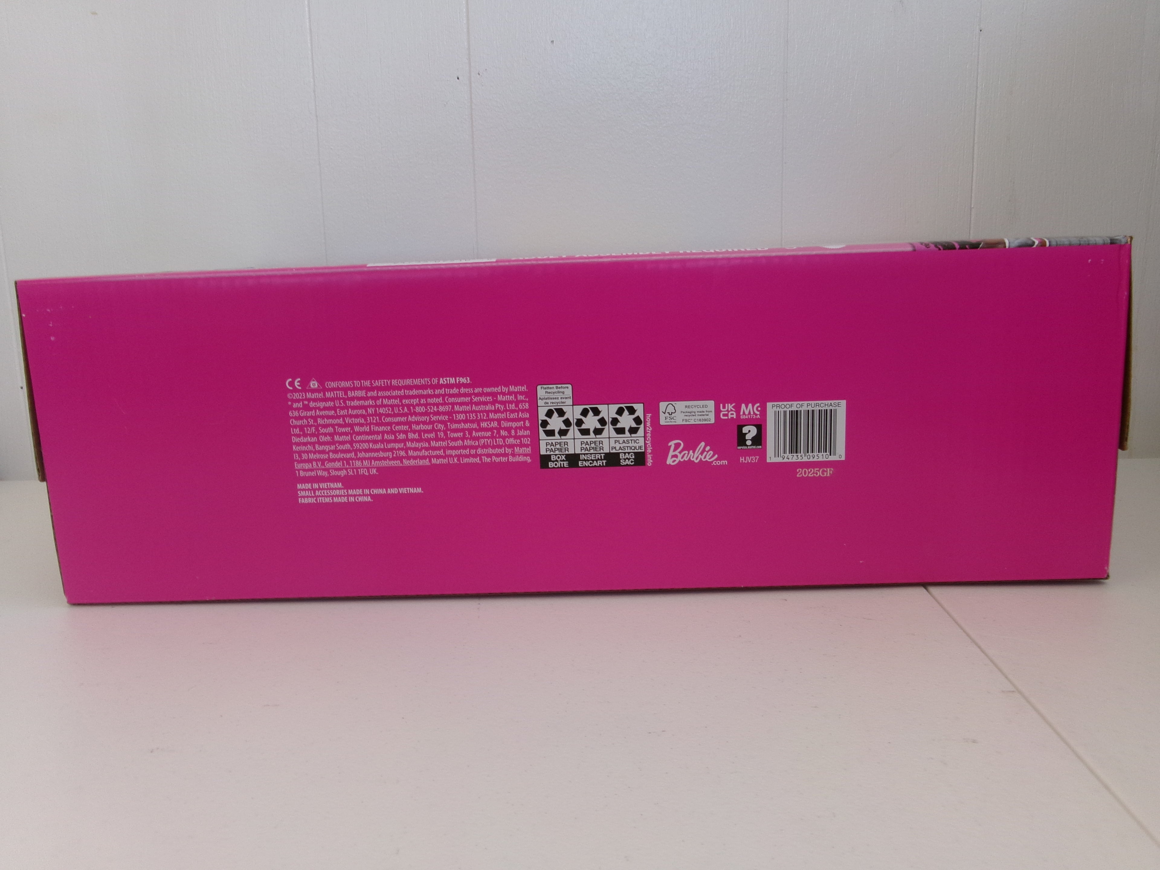 Barbie Boat with Pool and Slide, Dream Boat Playset Includes 20+ Pieces Like Dolphin and Accessories