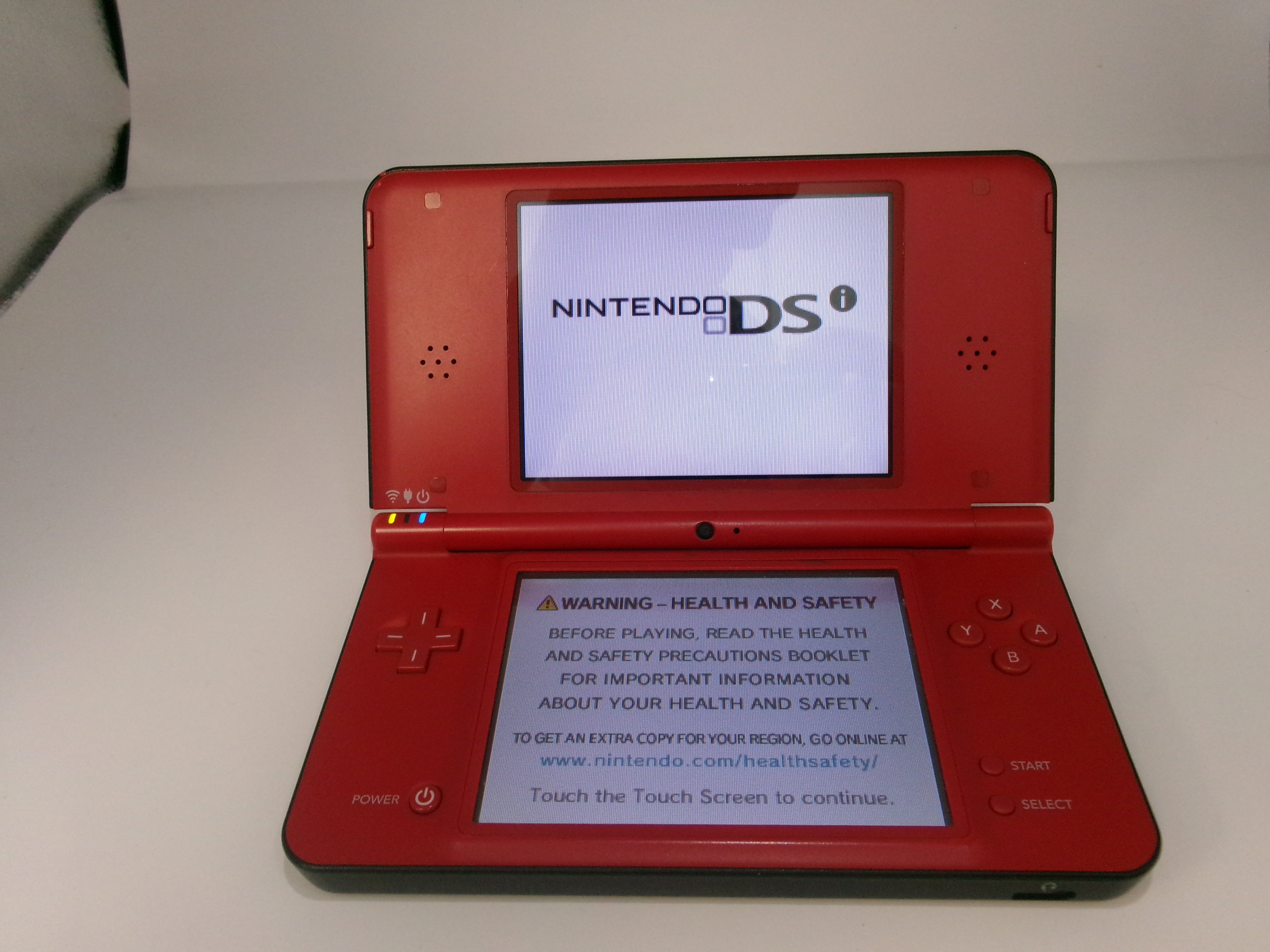 Nintendo Dsi XL UTL-001 Super Mario 25th Anniversary System