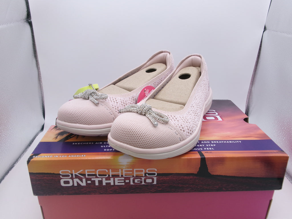 Skechers Women's On-The-Go Flex Radiant Sneaker SIZE 5