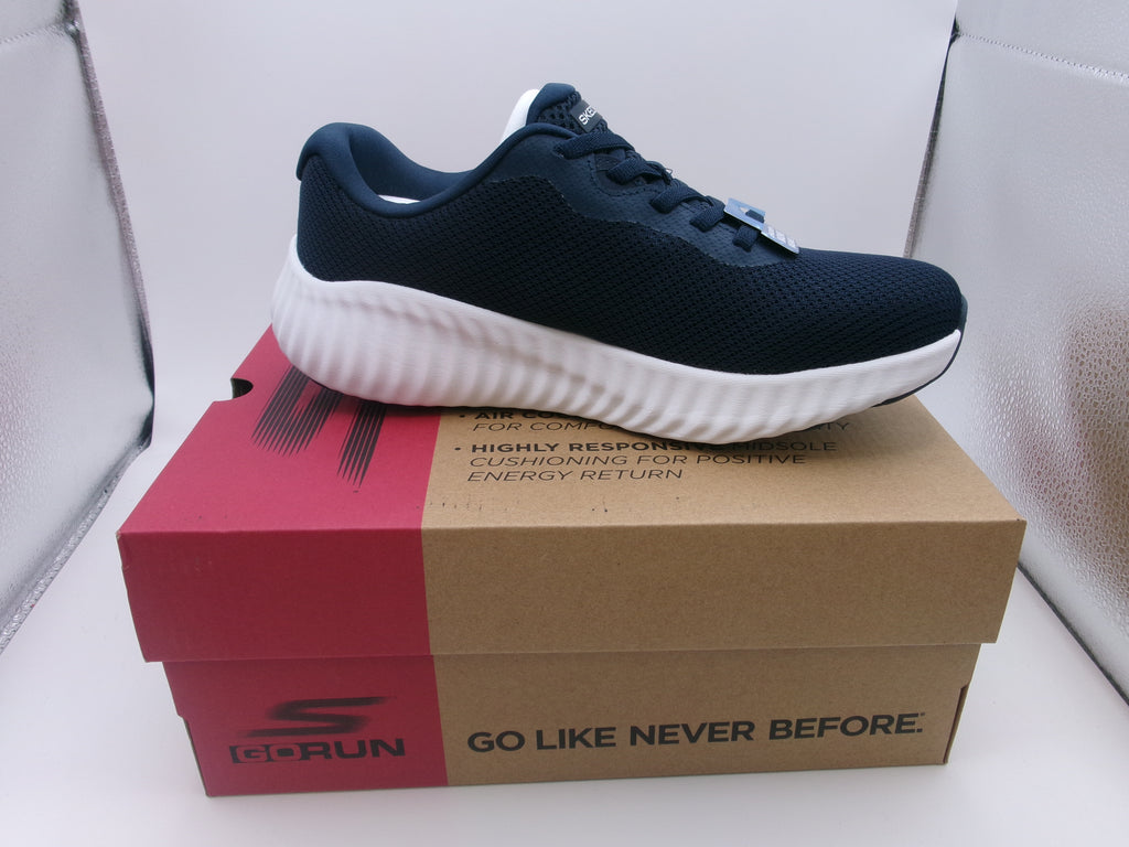 Skechers Women's Go Run Now Calumet Trainers, Navy and white, 7 US
