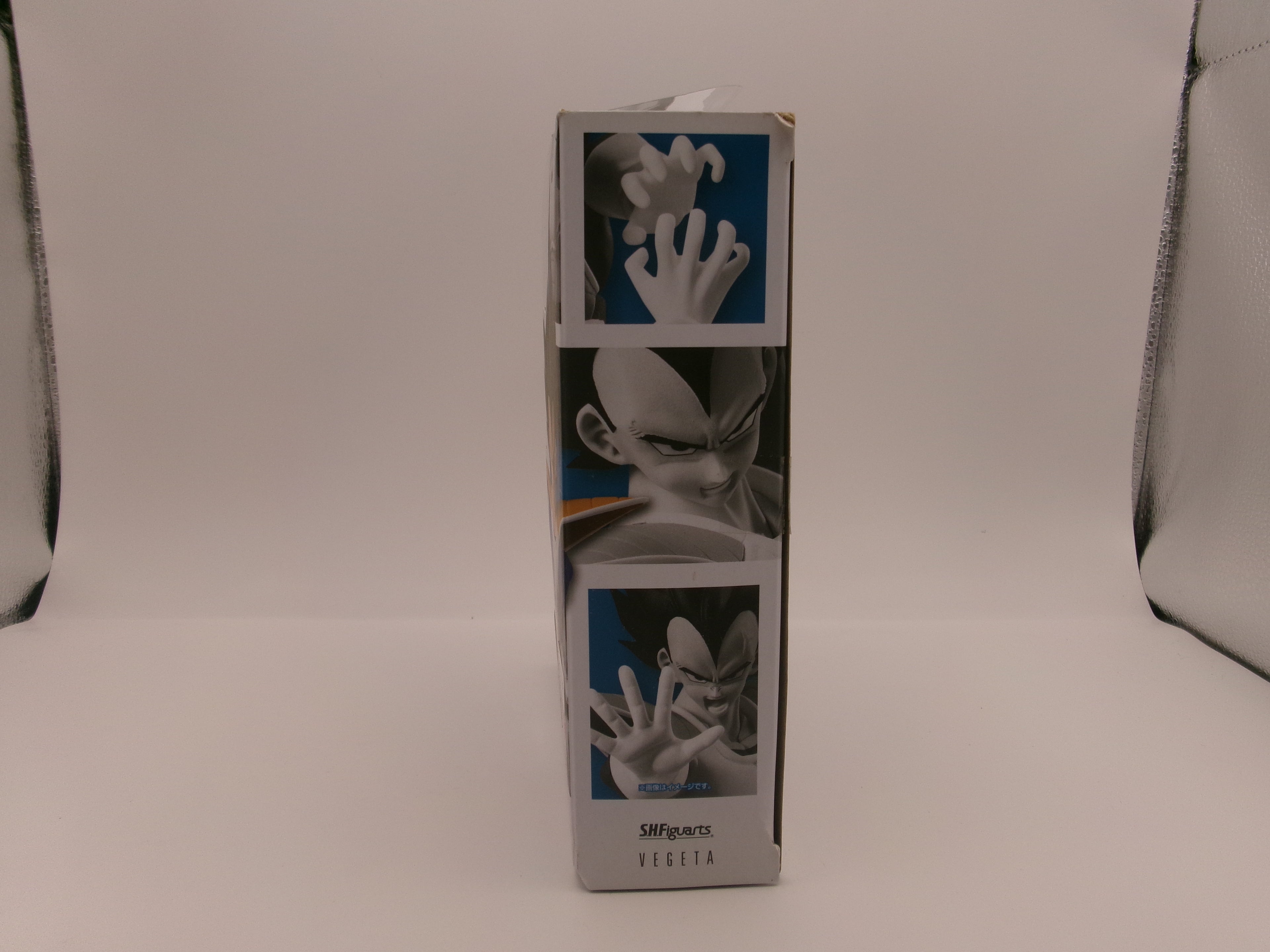 Tamashii Nations S.H. Figuarts: Dragon Ball Z-Vegeta Action Figure