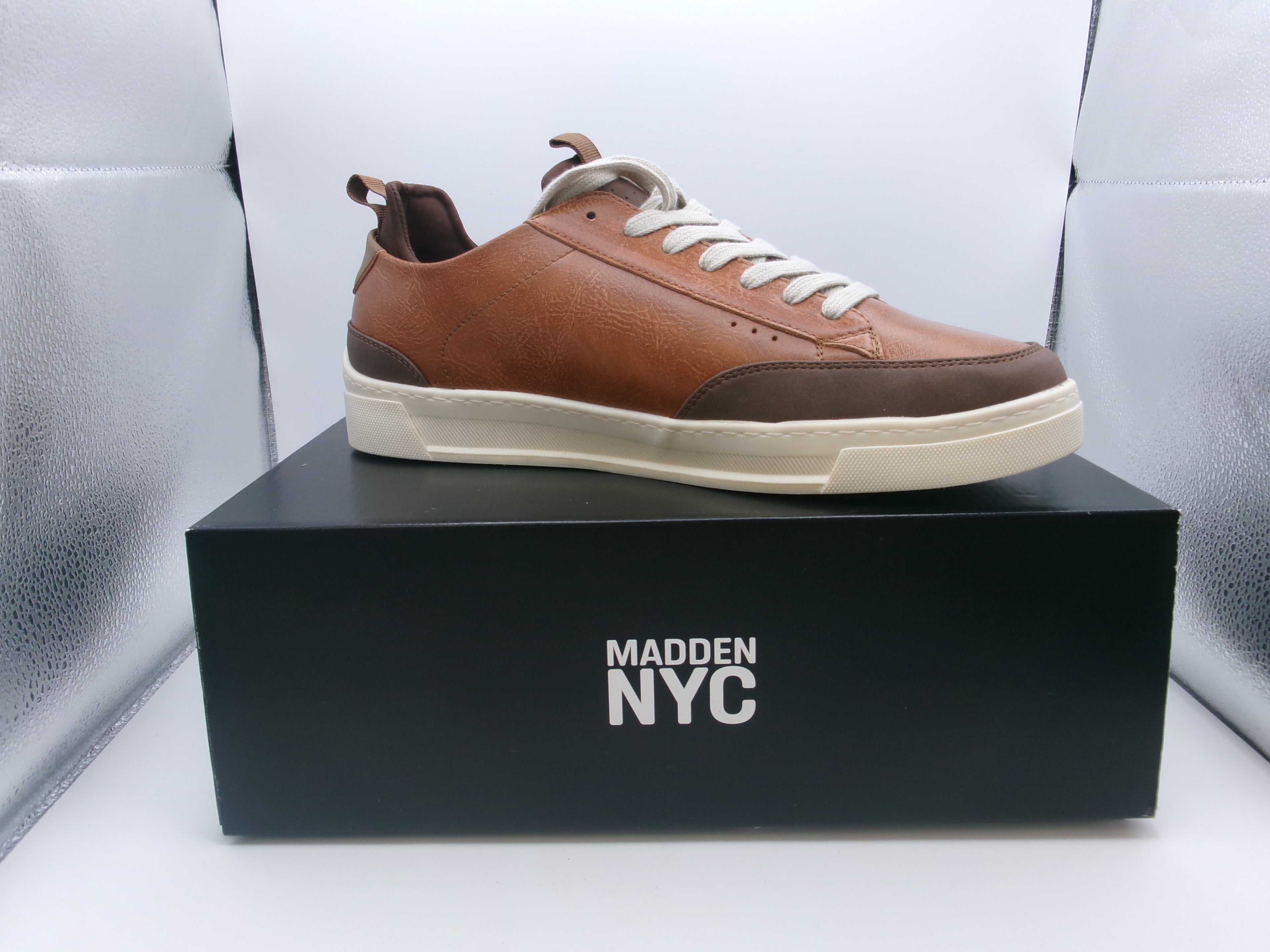 Madden NYC Men's Markk Court Casual