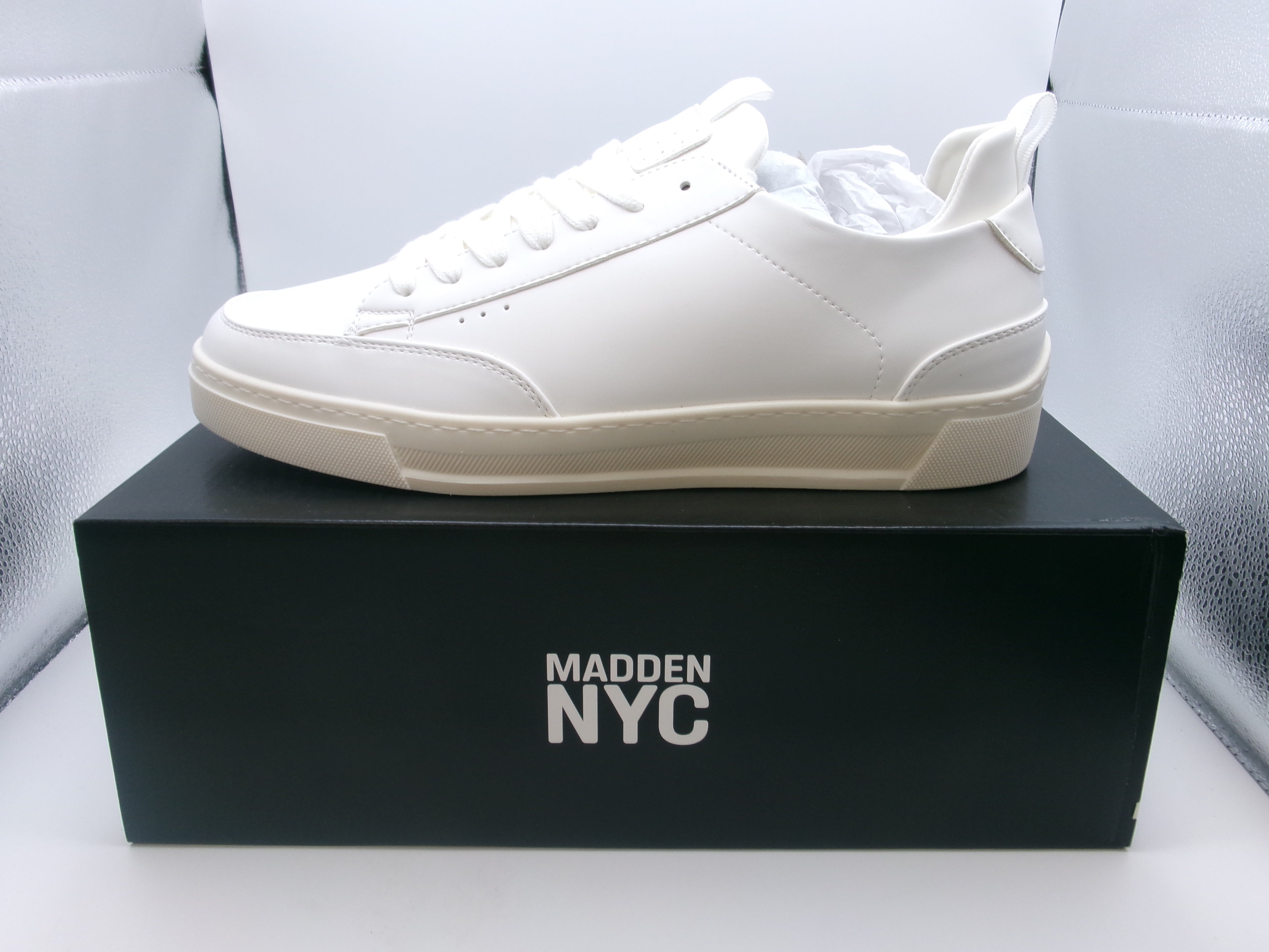Madden NYC Men's Markk Court Casual