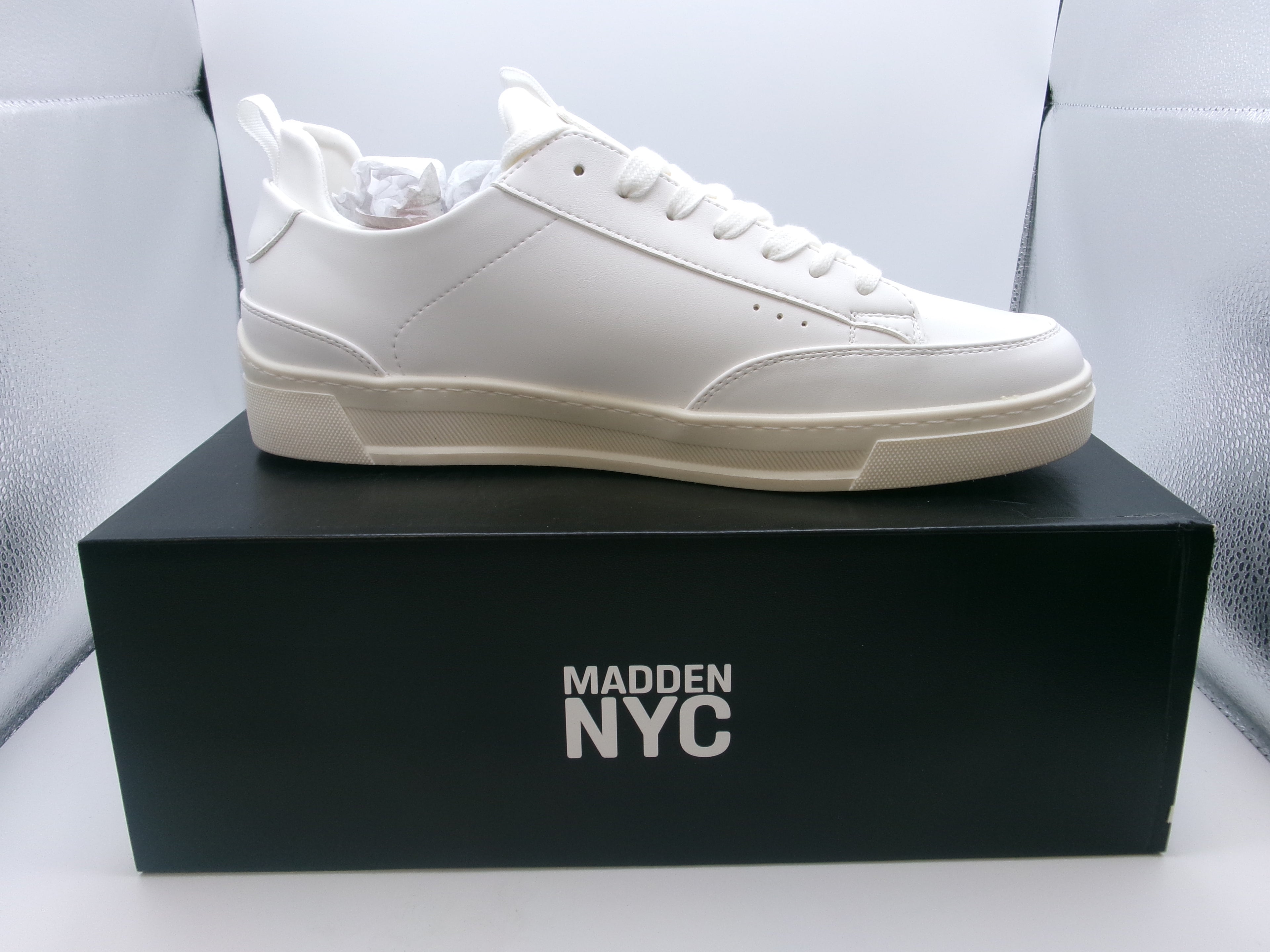 Madden NYC Men's Markk Court Casual
