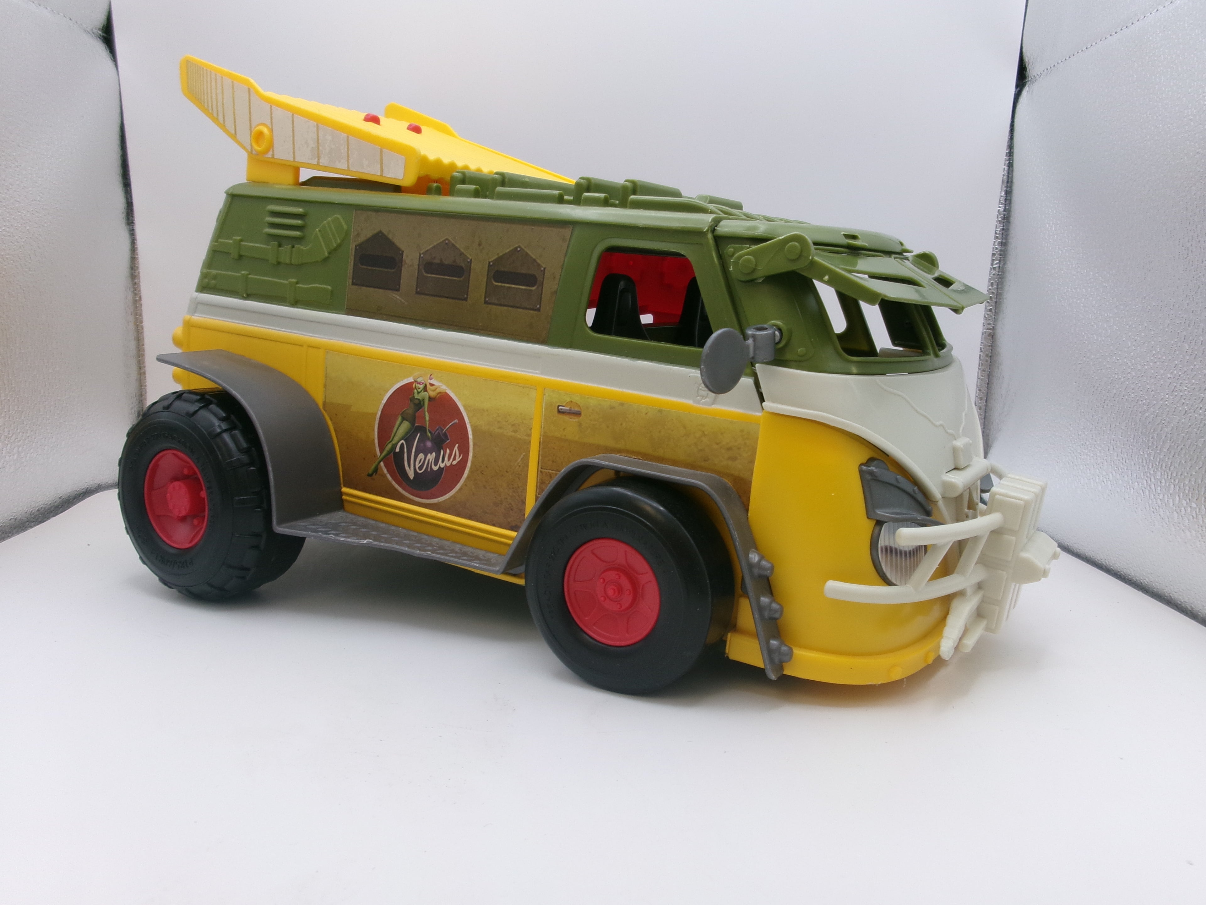 Teenage Mutant Ninja Turtles TMNT Party Wagon Van Playmate 2014