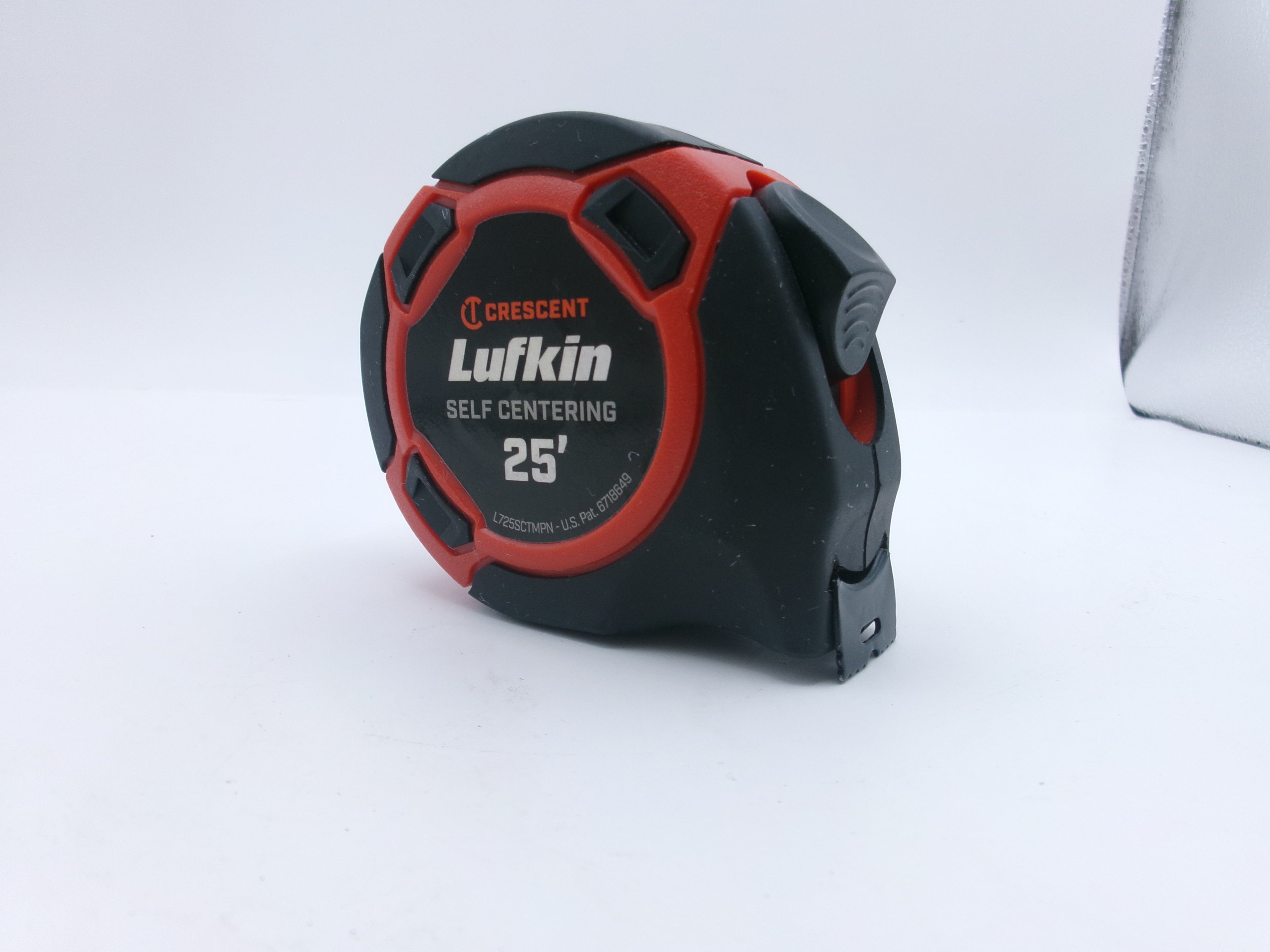 Crescent Lufkin CONTROLTOUCH NITE EYE 25-ft Tape Measure
