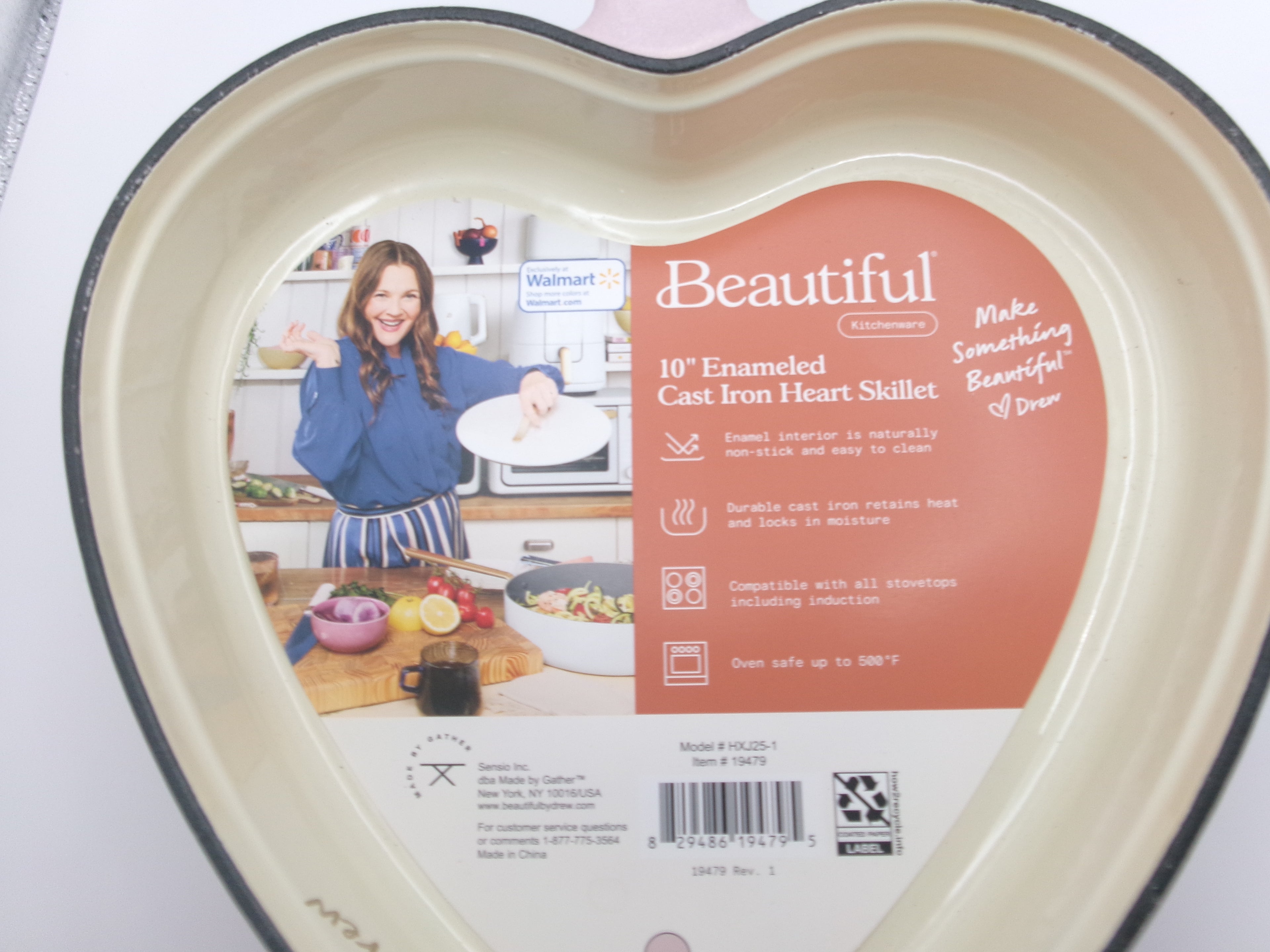 Beautiful 10” Enameled Cast Iron Heart Skillet, Pink Champagne