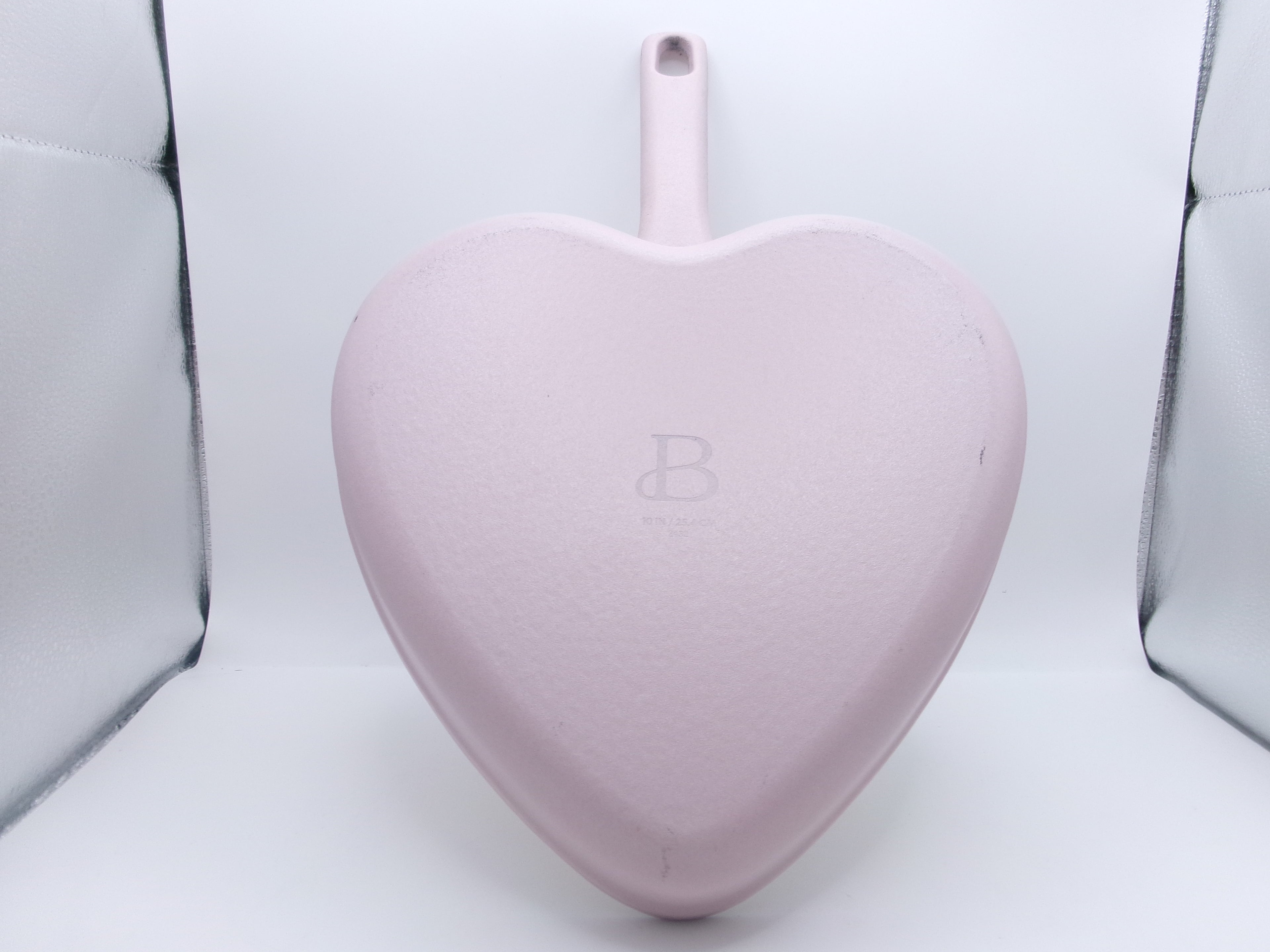 Beautiful 10” Enameled Cast Iron Heart Skillet, Pink Champagne