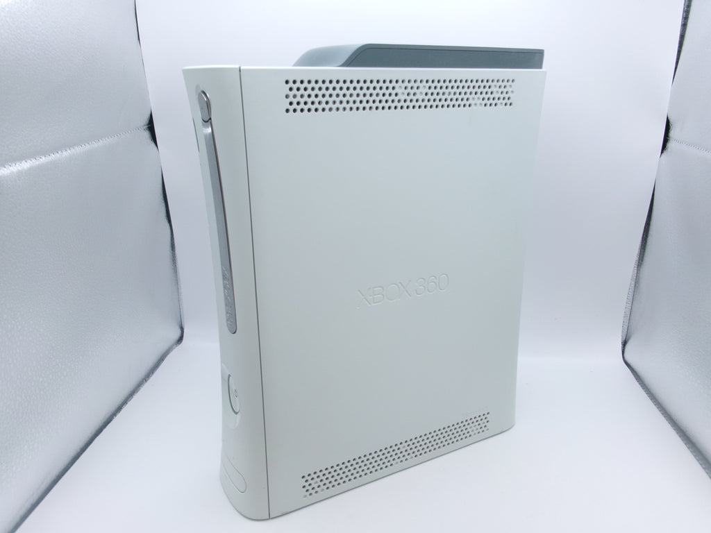Xbox 360 Go Pro White w/AV Cable Controller Power Supply & Original Box- Not Functioning