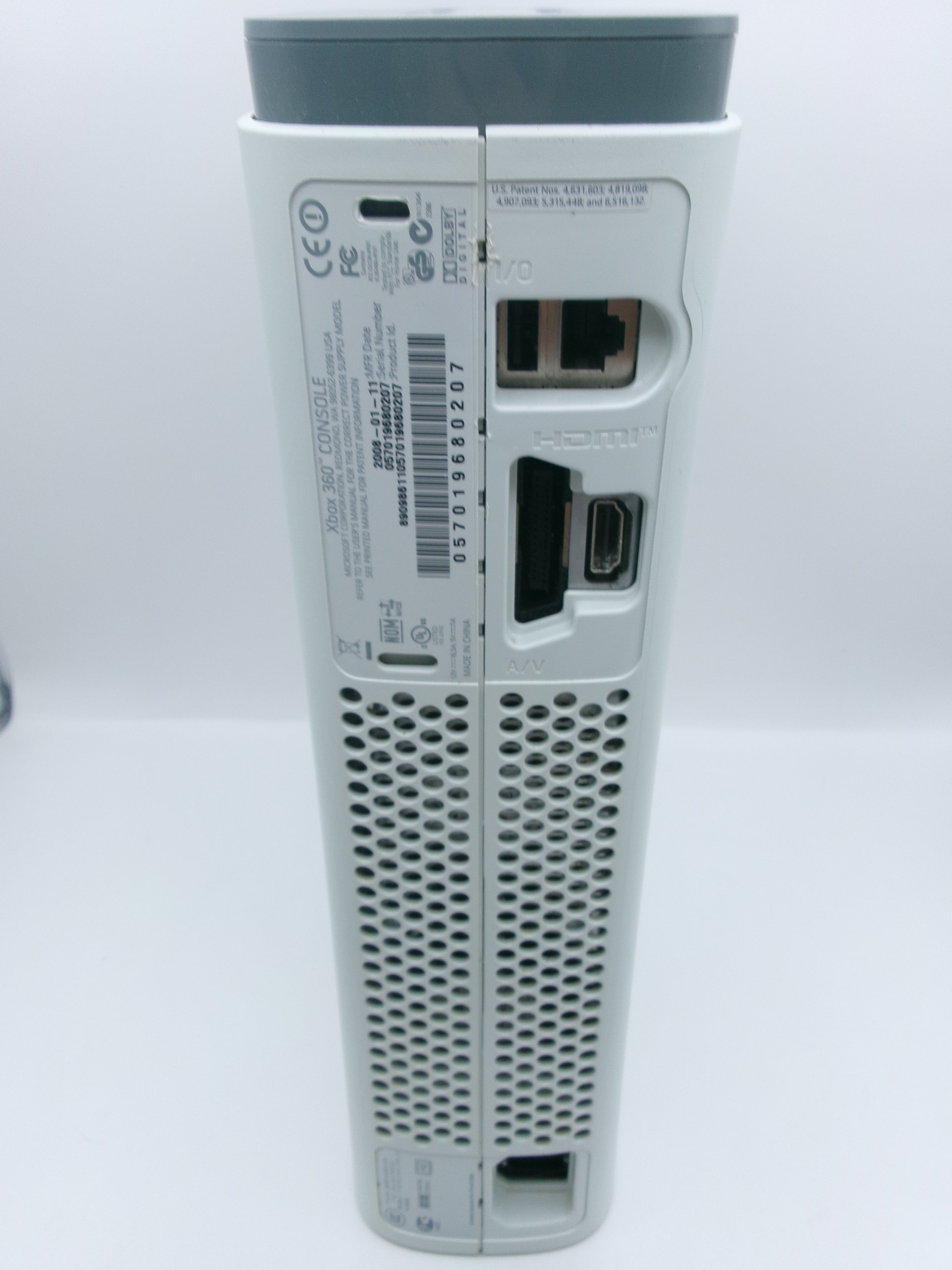Xbox 360 Go Pro White w/AV Cable Controller Power Supply & Original Box- Not Functioning