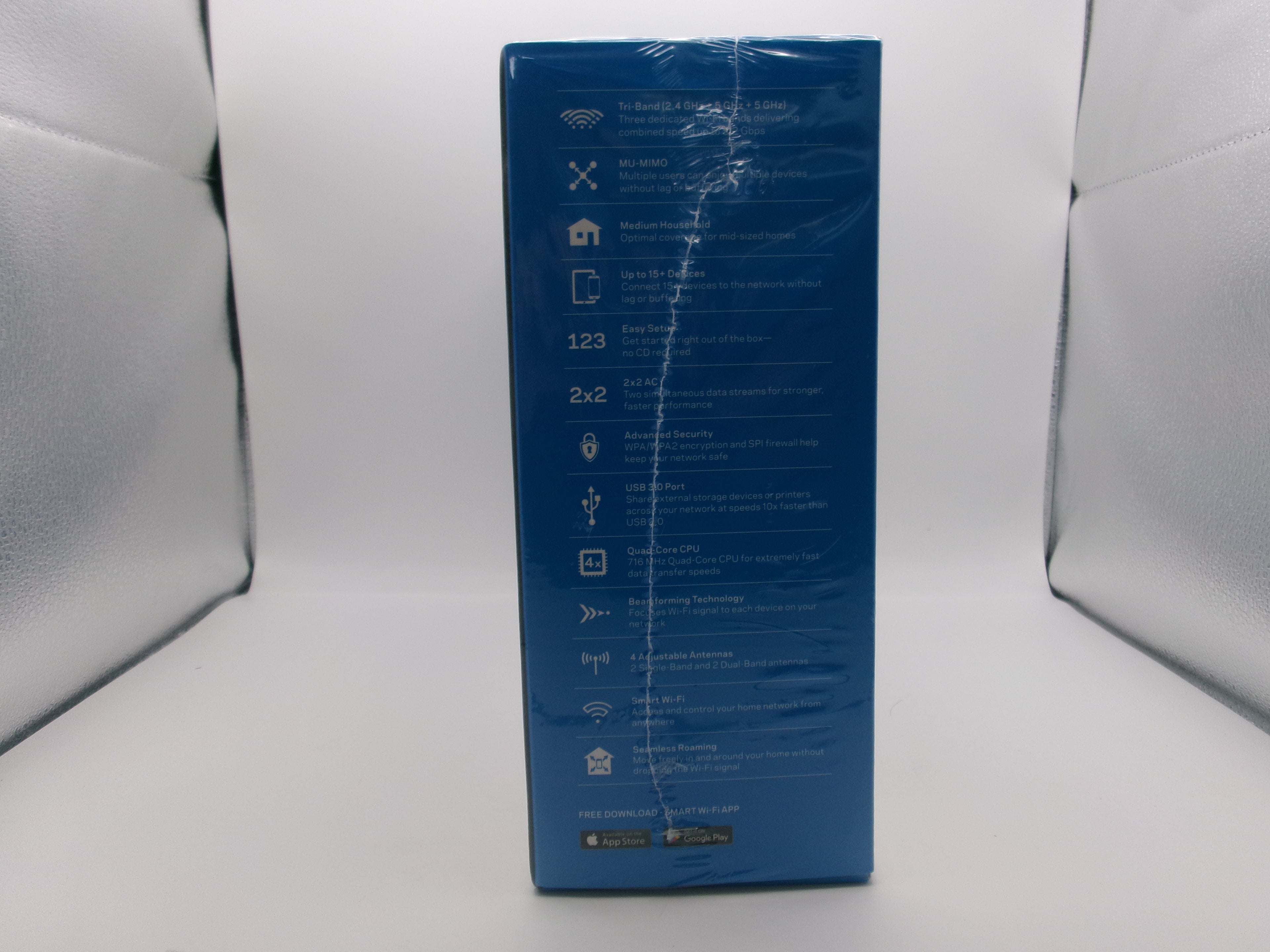Linksys EA8300 Max Stream Tri-Band Wifi 5 Router AC2200 Streaming & Gaming Black
