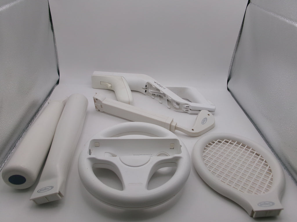 Nintendo Wii Sports Pack Accesories Zapper Gun, Hand Gun, Baseball Bats, Tennis Rackets, Golf Clubs, and Steering Wheel