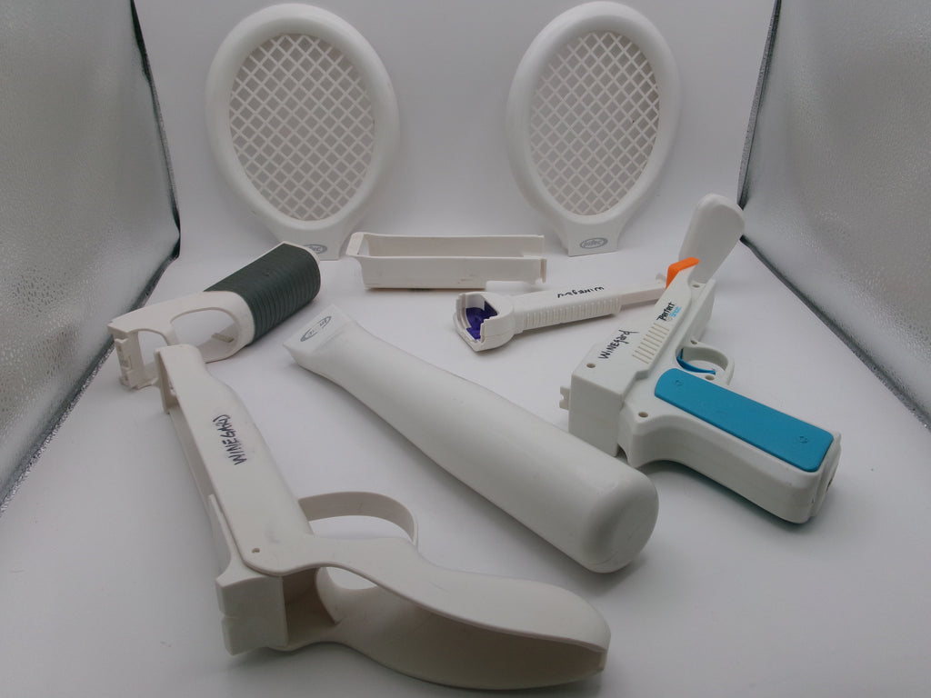 Nintendo Wii Sports Pack Accesories Zapper Gun, Hand Gun, Baseball Bats, Tennis Rackets, Golf Clubs, and Steering Wheel