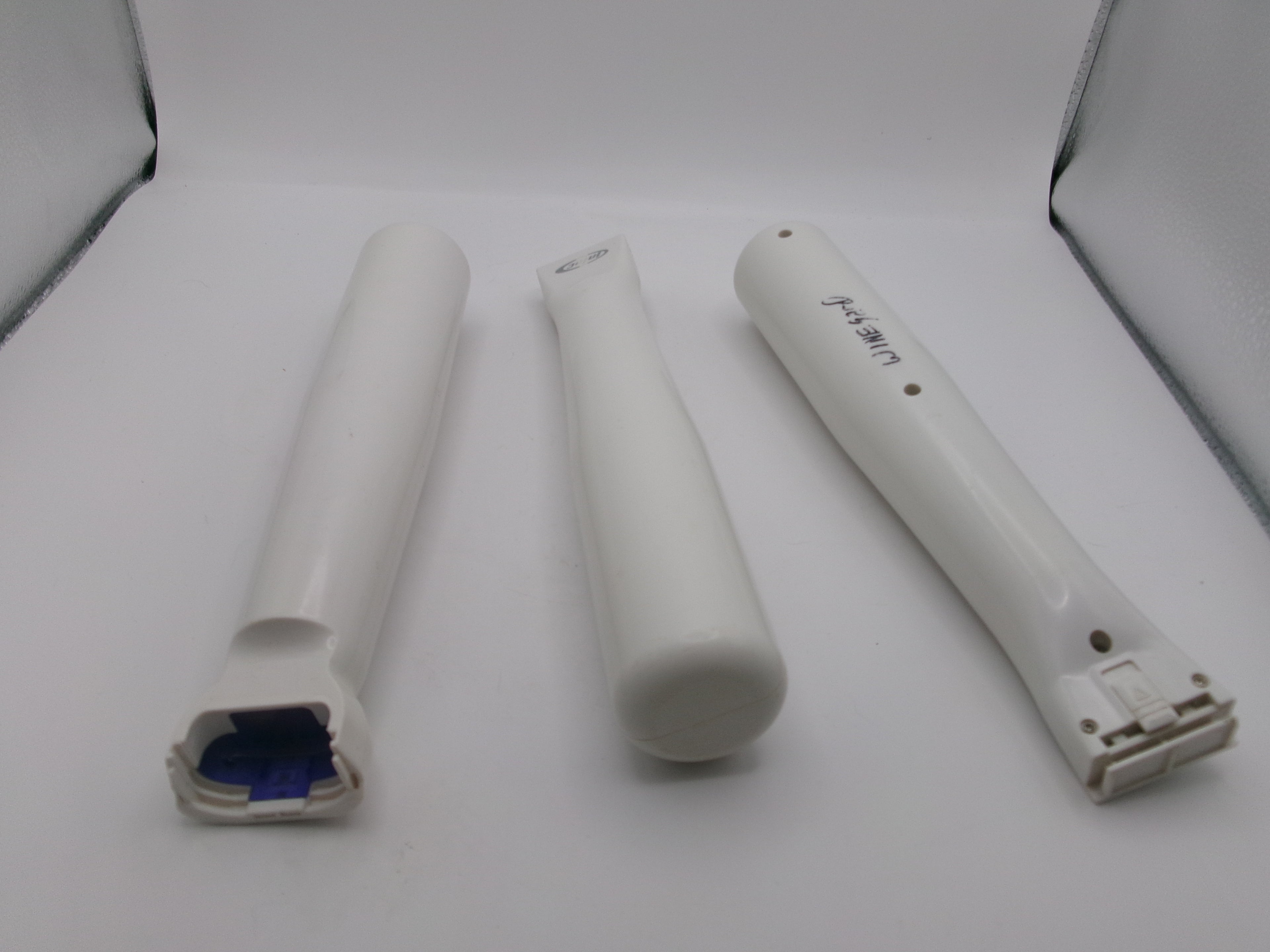 Nintendo Wii Sports Pack Accesories Zapper Gun, Hand Gun, Baseball Bats, Tennis Rackets, Golf Clubs, and Steering Wheel