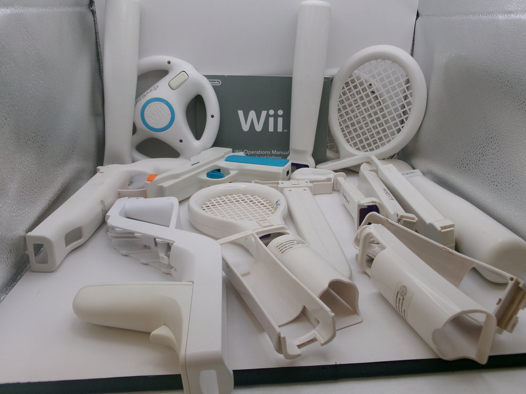Nintendo Wii Sports Pack Accesories Zapper Gun, Hand Gun, Baseball Bats, Tennis Rackets, Golf Clubs, and Steering Wheel