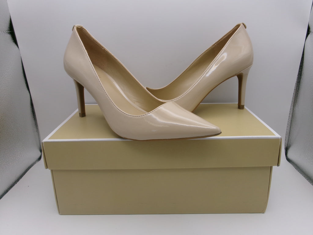Alina Flex Faux Patent Leather Pump