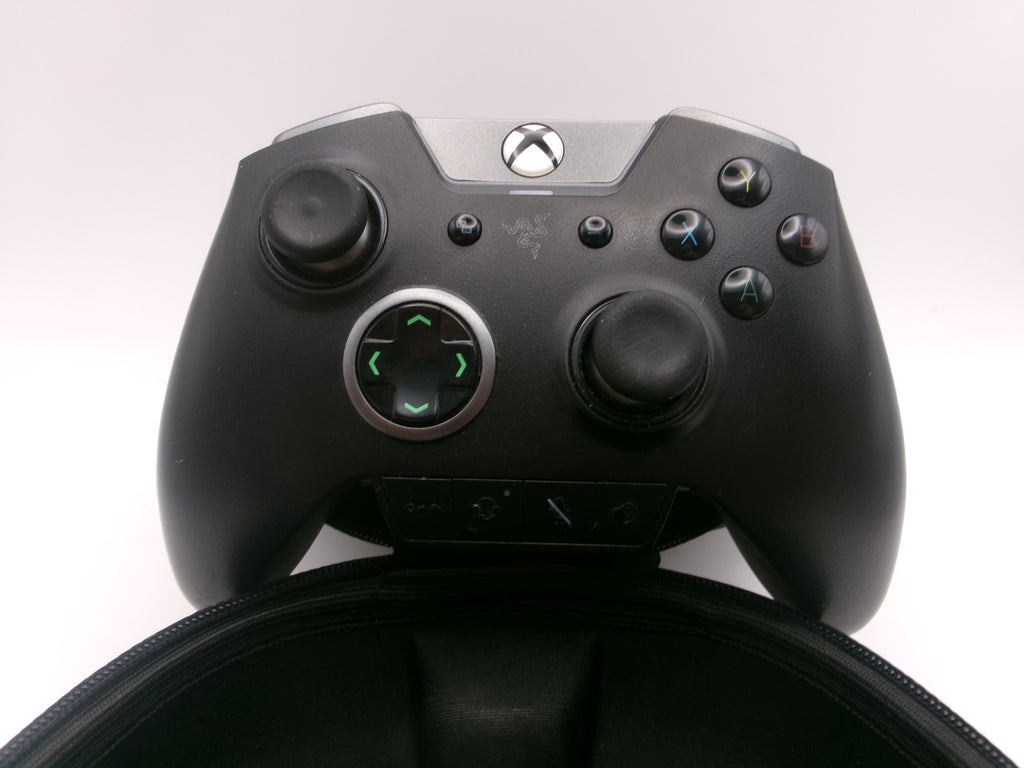 Razer - Wolverine Ultimate Officially Licensed Xbox One Wired Gaming Controller For PC, Xbox One, Xbox Series X & S - Black WITH CASE