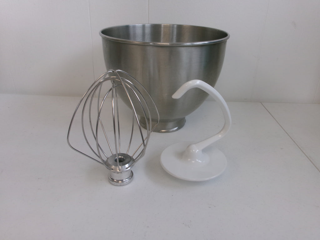 KitchenAid Classic Series 4.5-Quart Tilt-Head Stand Mixer, White, K45SSWH