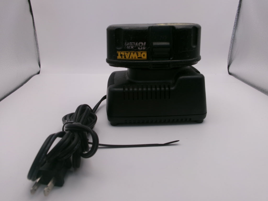 DeWalt 18v XR+ NiCd Battery DW9096 and  DeWALT DW9116 7.2V-18V 1 Hour