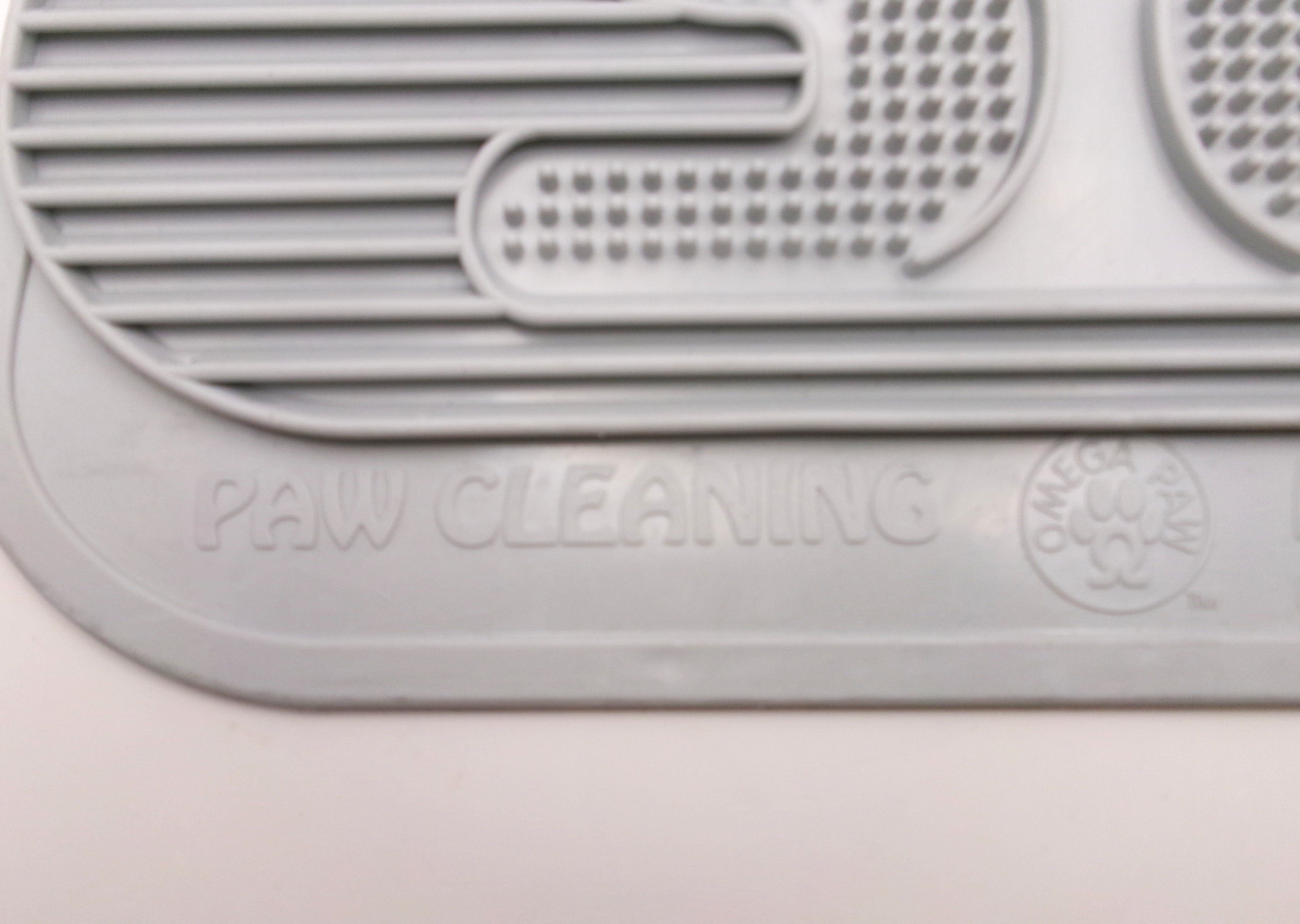 Omega Paw Cleaning Litter Mat