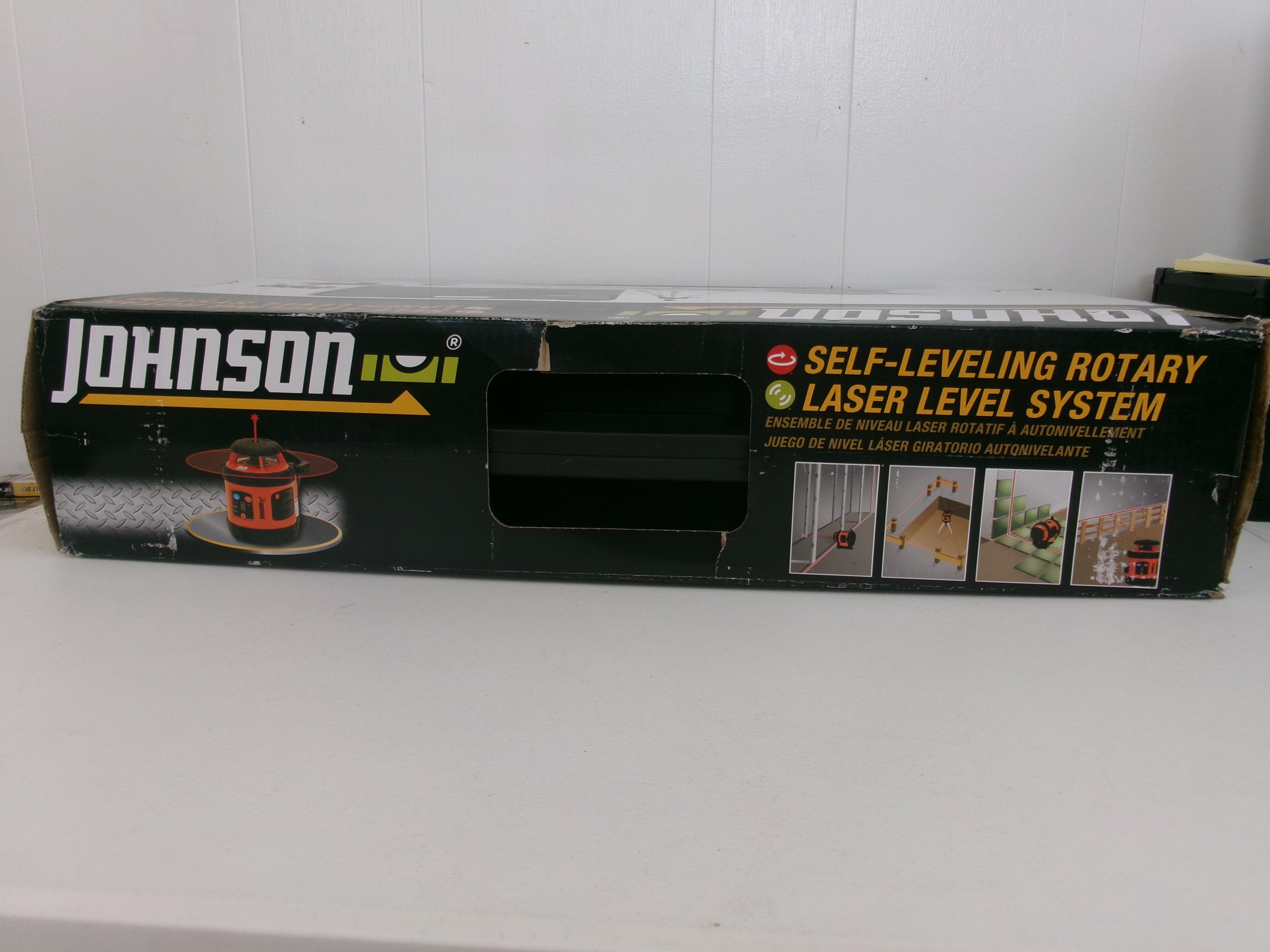 Johnson Level 40-6517 Rotary Laser Self Leveling Level Kit