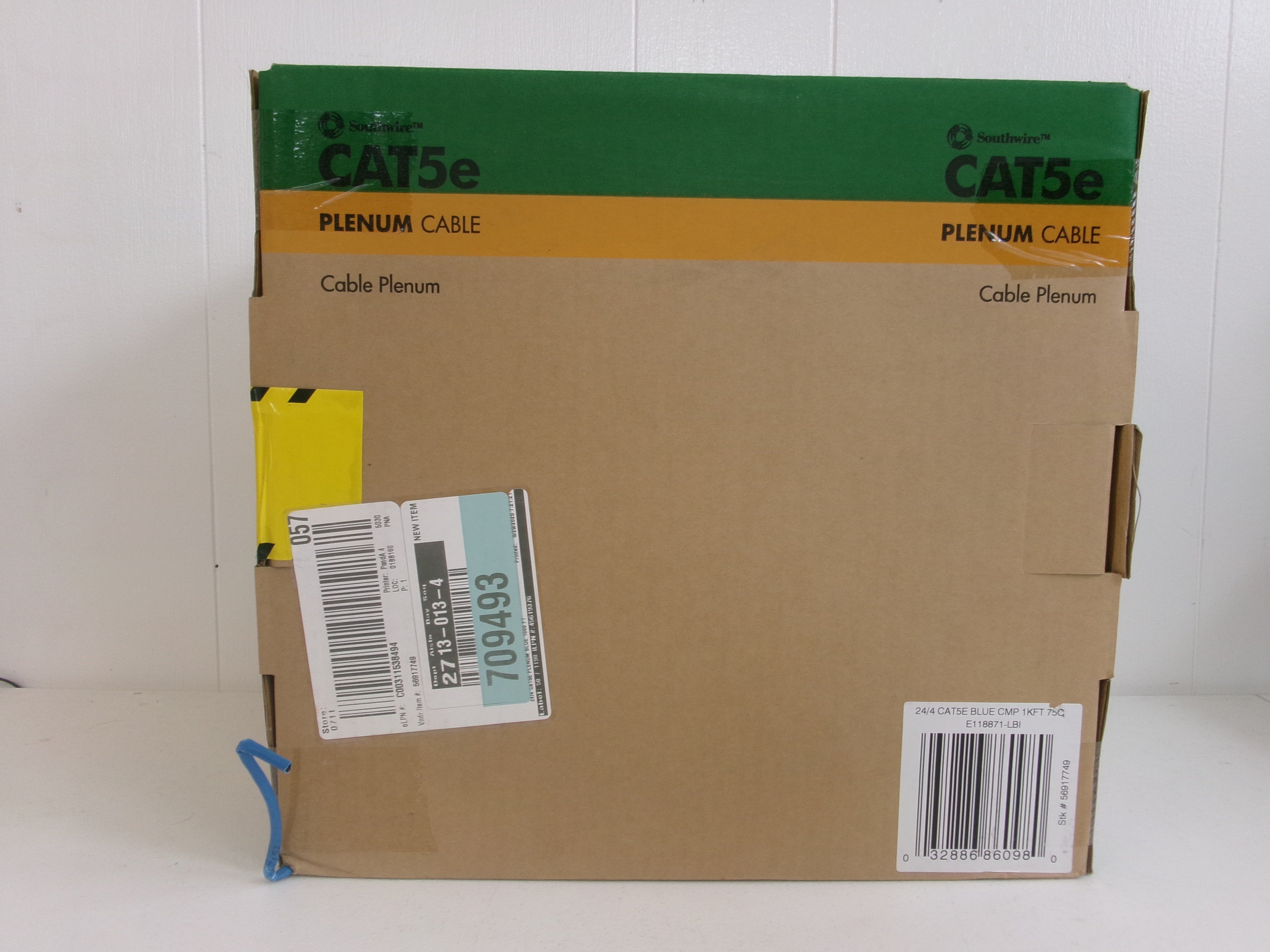 Southwire 500 ft. Tan 24/4 CAT5e CMR-CMX Indoor/Outdoor Data Cable