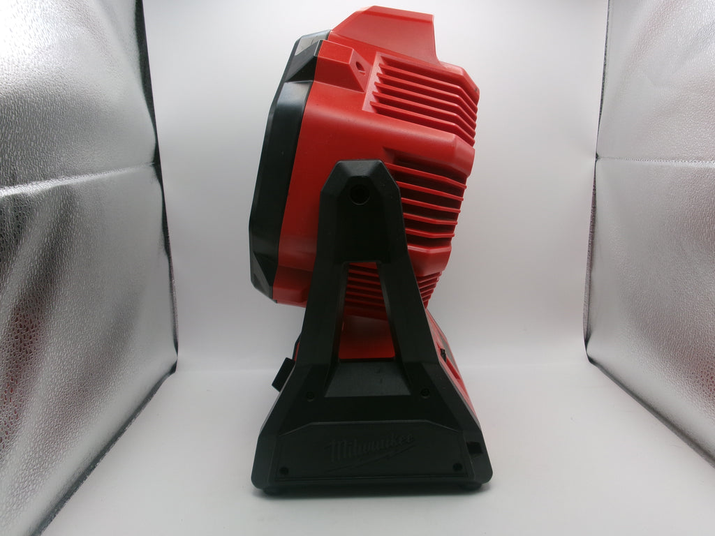 0886-20 Milwaukee M18 Jobsite Fan