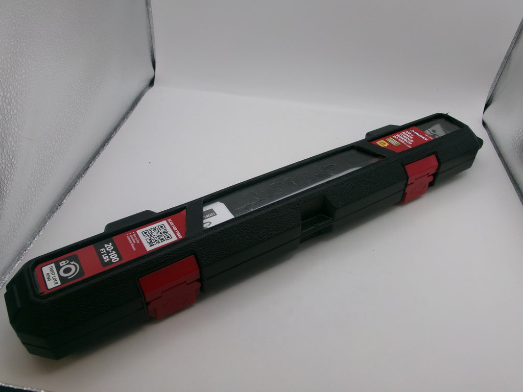 Husky 564 394 Adjustable 3/8 in. Drive Torque Wrench 20 to 100 ft./lbs.