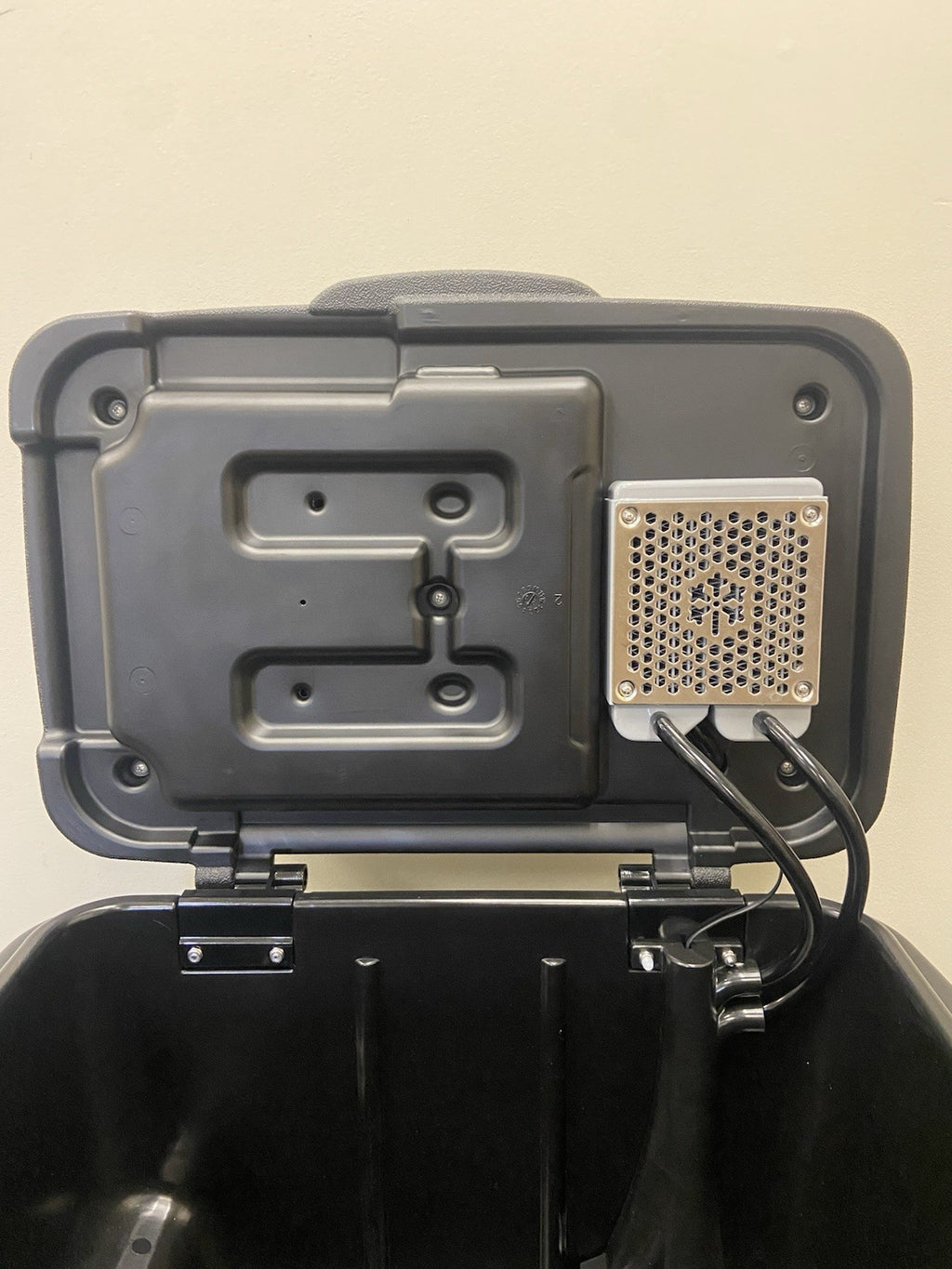 Icybreeze Portable Air Conditioner Cooler Platinum Pro Midnight Black PLP BLKBK