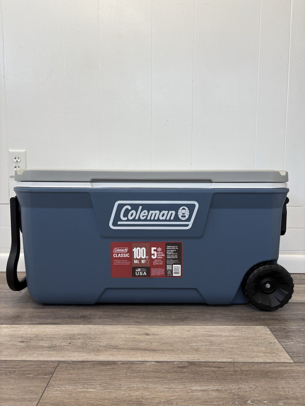 Coleman Classic Series Insulated Portable Wheeled Cooler, 100qt