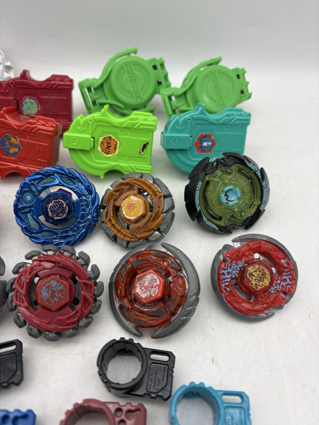 Hasbro Takara Beyblade Metal & Burst Pagasus Mixed lot Launcher