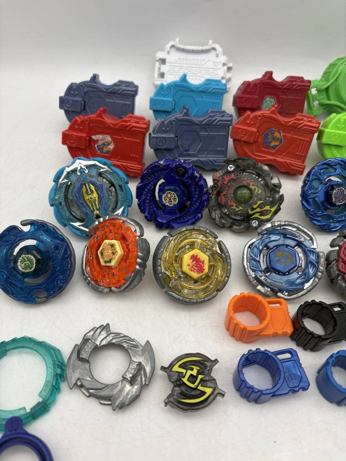 Hasbro Takara Beyblade Metal & Burst Pagasus Mixed lot Launcher