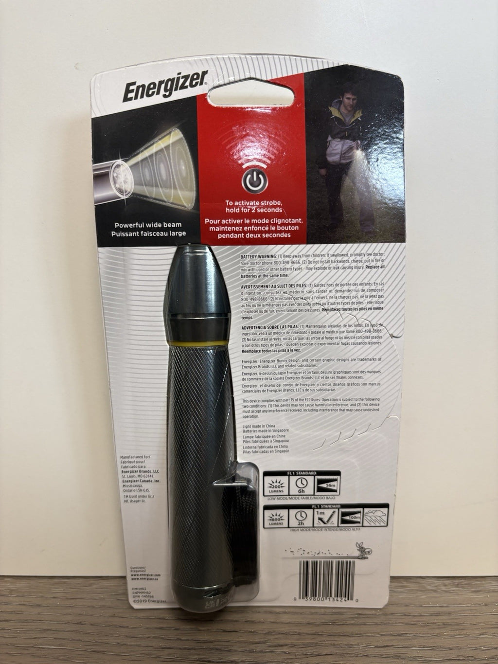 Energizer 600 Lumens MaxViz Technology Flashlight Aircraft Aluminum Batteries