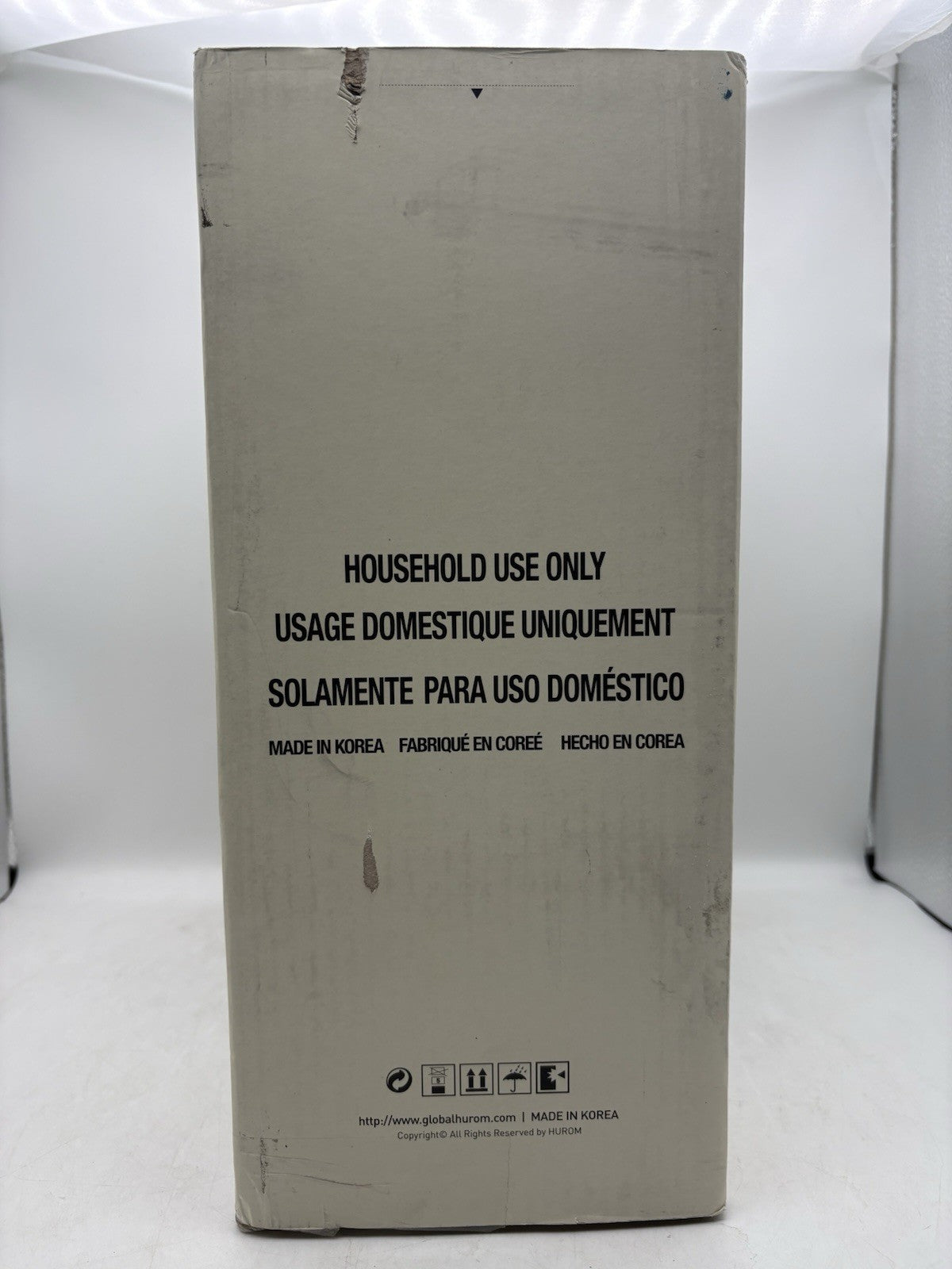 Hurom H310A Masticating All In One Juicer Small , Slow Squeeze Technology