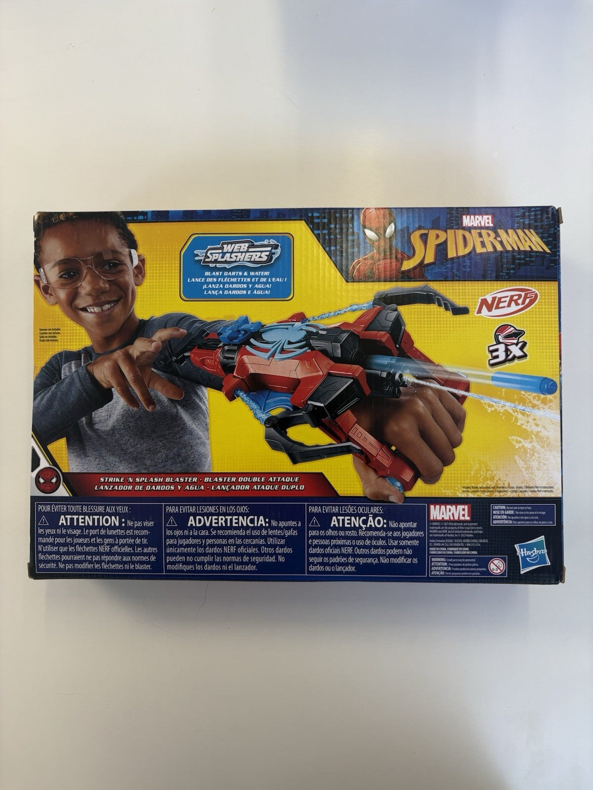Nerf Marvel Spider-Man Strike 'N Splash Web Blaster. 2 IN 1