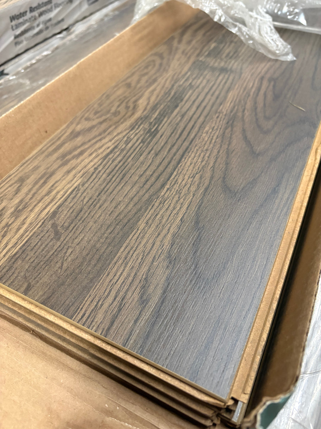 Glover Grove Reclaimed Oak 8 mm T x 8 in. W Water Resistant Laminate Wood Flooring(21.26 sq. ft./Case)