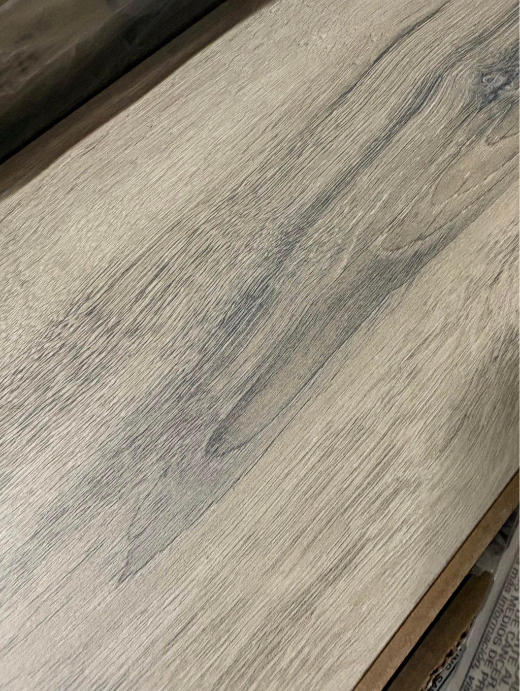 TrafficMaster Camden Lake Oak 7 mm T x 8 in. W Laminate Wood Flooring (23.9 sqft/case)