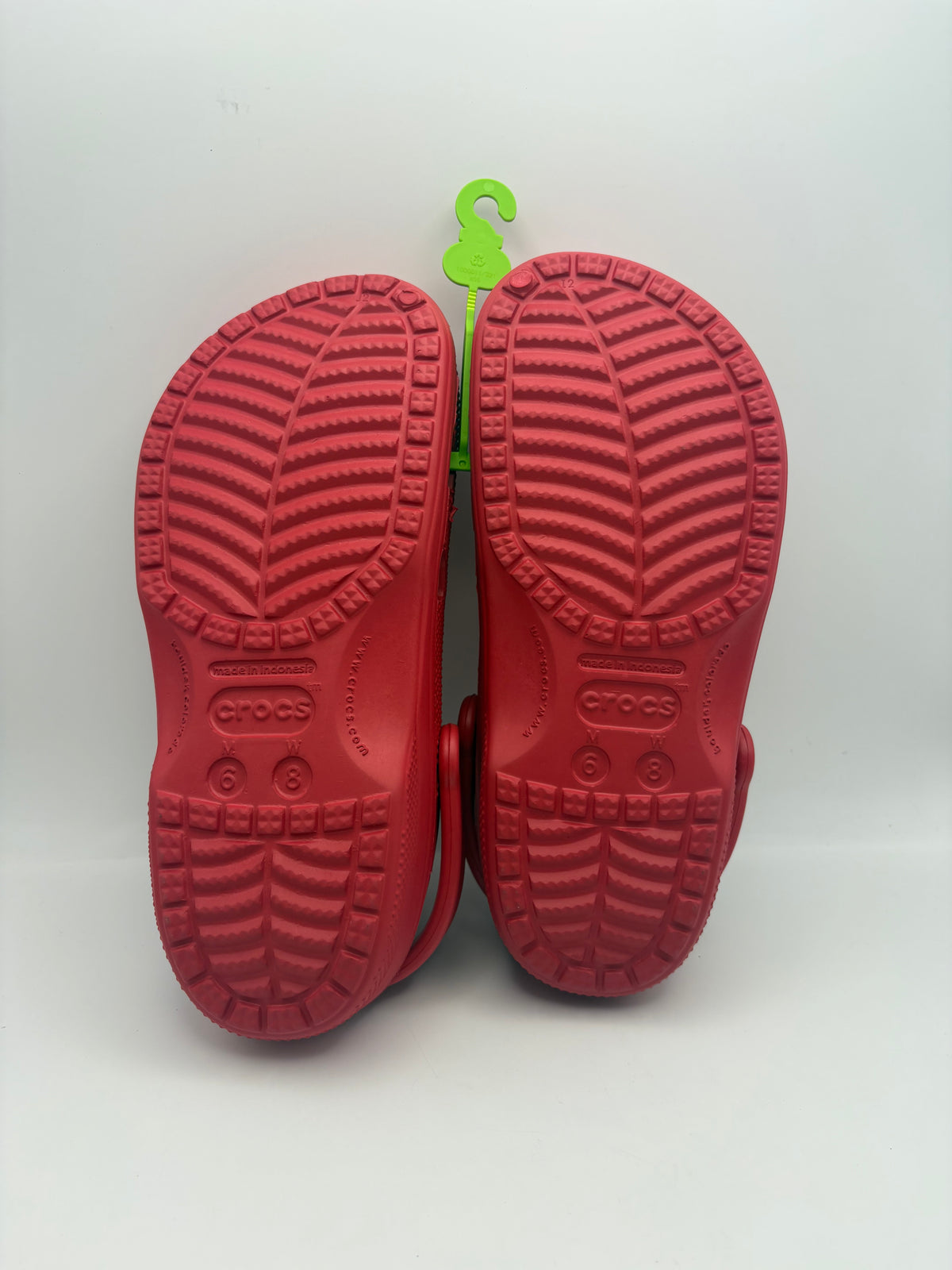 Crocs Adult Baya Clogs, Pepper, M6W8