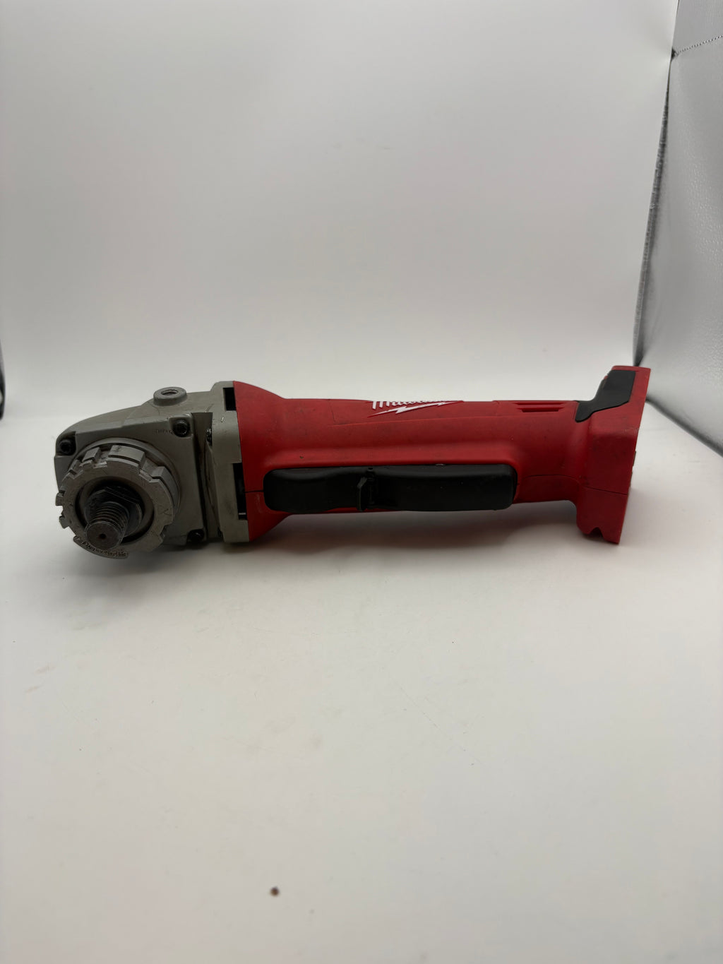 Milwaukee M18 2680-20 4-1/2" 18V Cut Off Cordless Grinder - Tool Only